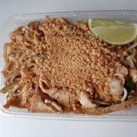 Pad thai at Lemon Grass in Helsinki