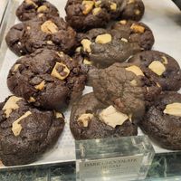  at Round & Edgy - KaDeWe in Berlin