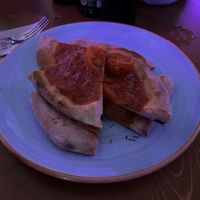 vegan pizza bread  at Miles Cala Millor in Mallorca