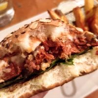 Realmente son una pasada las Beyond #Veganuary at Zombie Bar in Madrid