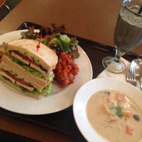 sandwich set with todays smoothie at Pure Cafe in Tokyo