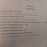 Carta vegana y vegetariana at The Mermaids Scenic Restaurant - Restaurante Panorámico Las Sirenas in Lugo
