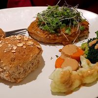 Misou Chicken w/9 grain rolls at VegiOasis in Huntington Beach