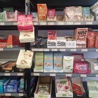 Plein de choix au rayon sucré ! at Aujourd'hui Demain Concept Store in Paris