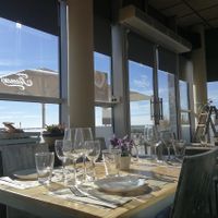 Outdoor and indoor seating   at Restaurant Fermins in Barcelona