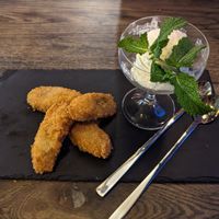 Fried banana and vanilla ice cream at Golden Ginkgo  in Berlin