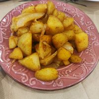 Potatoes with onions at Taverna Vosporos in Kavala