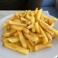 Fries  at Strandpaviljoen De Piraat Oostkapelle in Oostkapelle