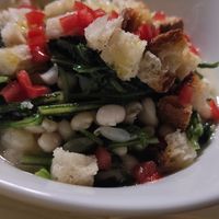 Zuppa di cicoria con fagioli zolfini, verdurine e cubetti di pane tostati at Bottega Sarra 1932 in Terracina