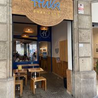   at Hula Poke - Urquinaona in Barcelona