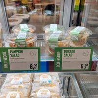 Lentil&pumpkin salad / quinoa salad at PMI - Deli Y Cia in Mallorca