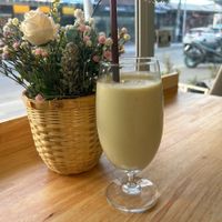 Avocado shake at Amber Food & Desserts in Koh Samui