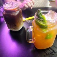 Café und Pfirsich-Eistee at An Lac in Flensburg