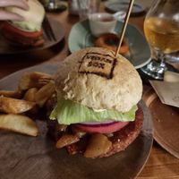 Teriyaki burger with wedges at Box Burger - Yumoto in Hakone