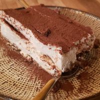 Speculoos tiramisu at Martha Pizze Amore in Paris