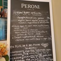 Plats et pizzas vegans "secretes" at Martha Pizze Amore in Paris