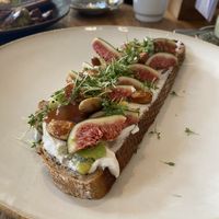 Schnitte mit Feigen  at Forest Park in Leipzig