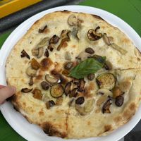 “Generous” vegan pizza 🙄  at Take It Easy in Positano