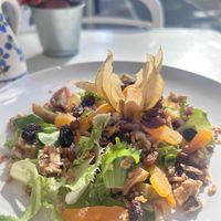 Salad with walnuts and dried fruit  at Trasversal in Cadiz