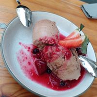 Moussee au chocolat at La Petite Véganerie - Brasserie in Berlin