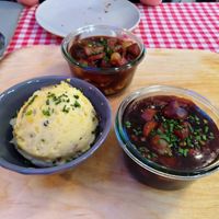 Boeuf Bourguignon and coq au vin with mashed potatoes at La Petite Véganerie - Brasserie in Berlin