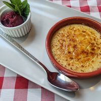 creme brulee at La Petite Véganerie - Brasserie in Berlin