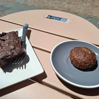 Vegan cakes at Barista's Club in Bilbao