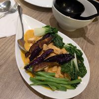 Vegan kare kare at Casa Manila in Toronto