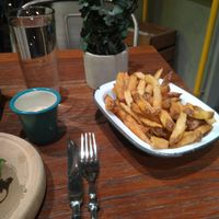 Regular fries with vegan sauce at Submarine Burger - Centar in Split