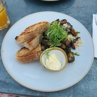 Simple but oh so tasty brunch at The Green Rocket Cafe, staff were all so friendly & lovely & the menu was full of options for brunch or lunch 😋 at The Green Rocket Cafe in Bath