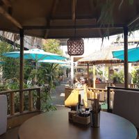 Outdoor seating at Nooch - Westside in Bern