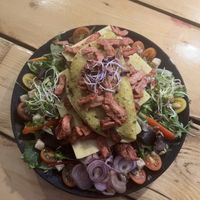 Breakfast “Strammer Max”: Cheese bread with omelette, bacon & salad #Veganuary at Seenswert - Vegane Pension und Ferienwohnungen am Ammersee in Paehl