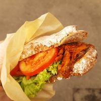 Planted.pulled sandwich at Bäckerei Hug in Rotkreuz