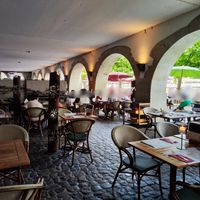 Covered seating at Schiff in Luzern