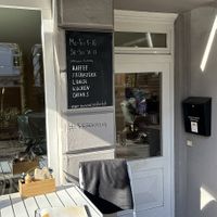 Außenansicht  at Café Roots in Hamburg