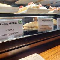 Labels vegan pintxos at Café Dublin in Vitoria Gasteiz