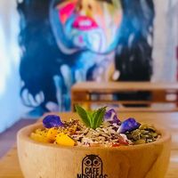 The best vegan cafe in Srilanka.I tried vegan pancakes and smoothi (vegan option) it was really good.Friendly customer service.Highly recommend to everyone ❤️👏 at Cafe Noshers in Nuwara Eliya