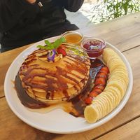 Vegan pancakes at Cafe Noshers in Nuwara Eliya