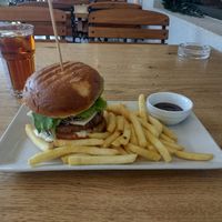 Vegan truffle burger at Kavana Marijana in Matulji