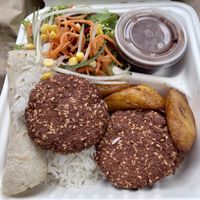 El típico   at The Green Spoon in La Fortuna