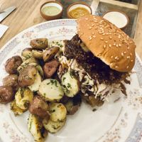 Sandwich pulled “pork"  at ALTRAMUZ - Sagarnaga in La Paz