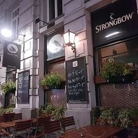 Outside at Schwarzer Rabe - Beer Bar in Vienna