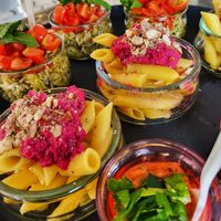 Pasta con crema alla barbabietola. Riso al pesto vegan con pomodorini at Fadama Bar - Via Lombardia in Brescia