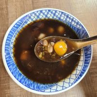 Sweet soup with grass jelly at Chiens Sweet Desserts - 小千の冰朴店 in New Taipei City