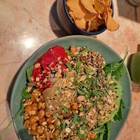 More spinach! BIG wholesome salad at Amélia Foz in Porto
