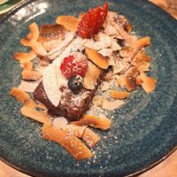 Healthy bounty - raw I think at Amélia Foz in Porto