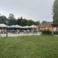 Schöner biergarten direkt am See  at Bucht 27 - Kiosk in Murnau