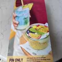 De duidelijke menukaart  at The Happiness Café in Den Bosch