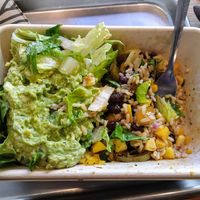 Bol de riz avec choix de garniture at Habaneros Grill Mexicain in Rouyn-noranda