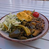 4 salad options with carrot tahini dressing at little green kitchen - Kunibertsviertel in Cologne